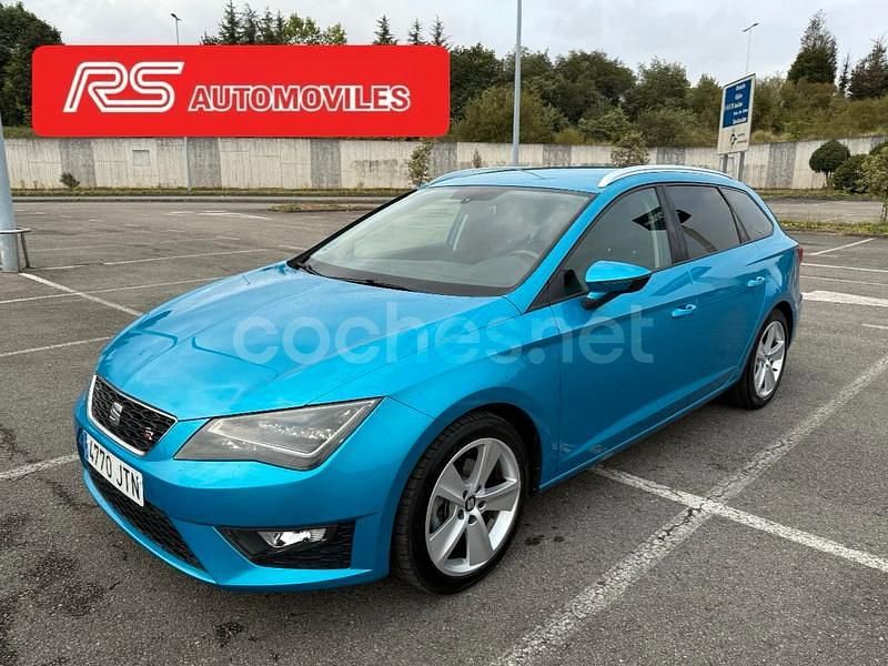 Usado Seat Leon FR 150 CV (110 kW) 2016 Azul Familiar