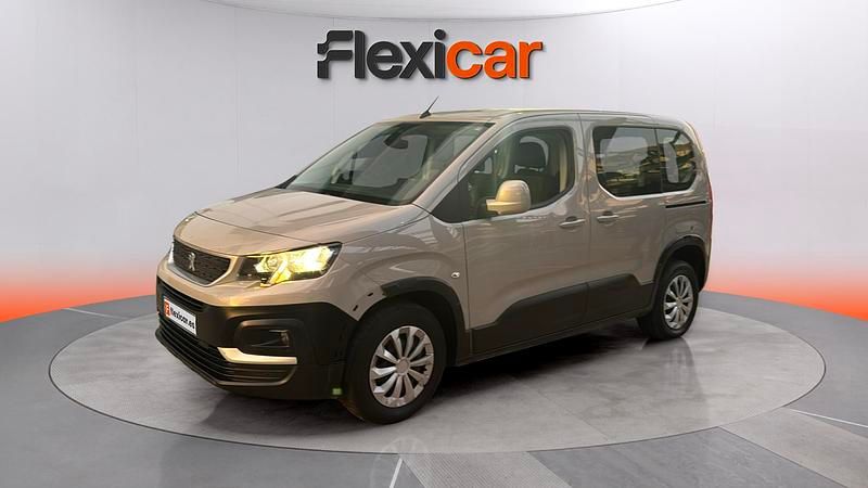 Usado Peugeot Rifter Active 102 CV (75 kW) 2021 Beige Monovolumen