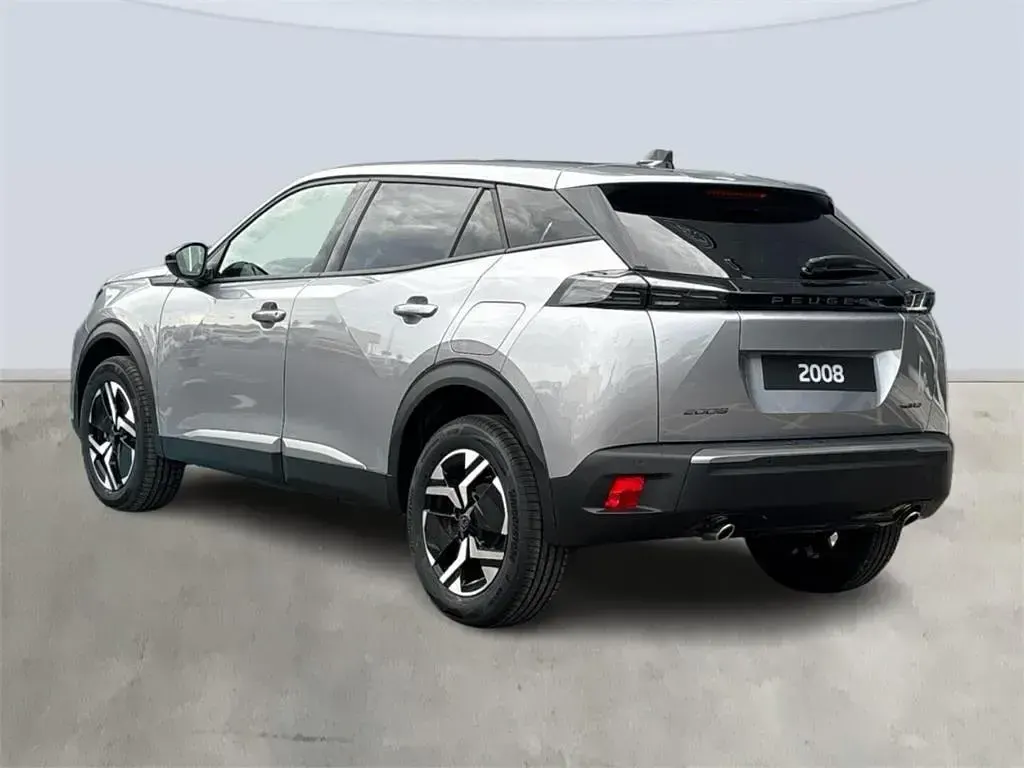 Nuevo Peugeot 2008 Allure 145 CV (106 kW) 2026 Gris / plata SUV