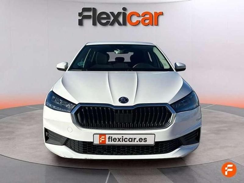 Usado Skoda Fabia Ambition 95 CV (69 kW) 2022 Blanco Utilitario