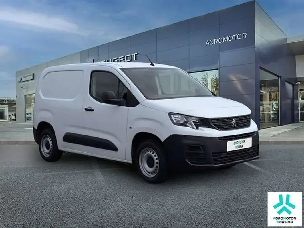 Usado Peugeot Partner S 75 CV (55 kW) 2021 Blanco Monovolumen