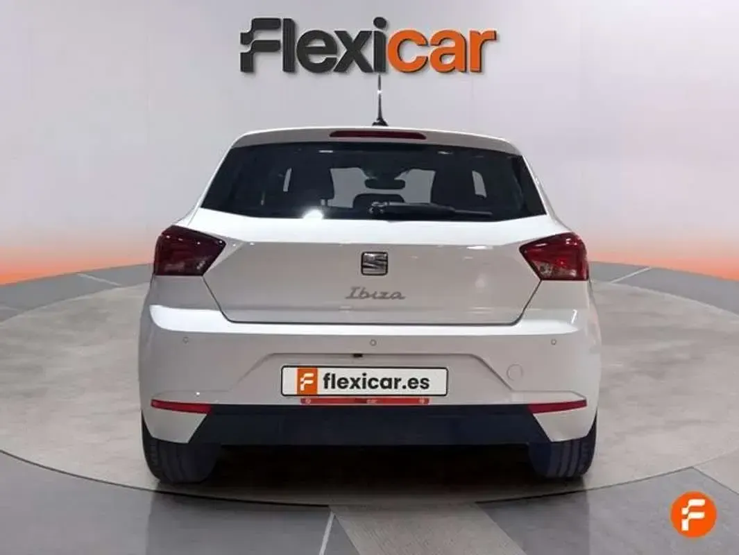 Usado Seat Ibiza 116 CV (85 kW) 2024 Blanco Utilitario