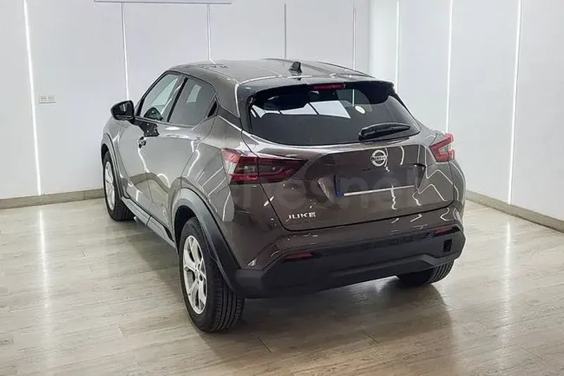 Usado Nissan Juke Acenta 114 CV (83 kW) 2021 Marrón SUV