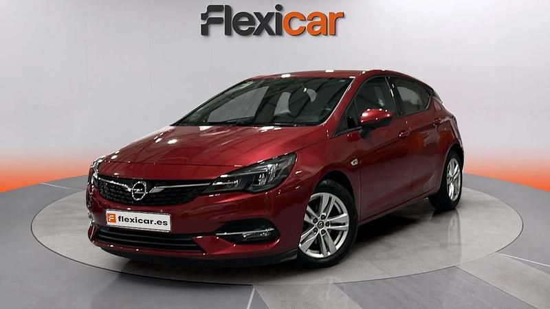 Usado Opel Astra Business Elegance 145 CV (106 kW) 2020 Rojo Berlina
