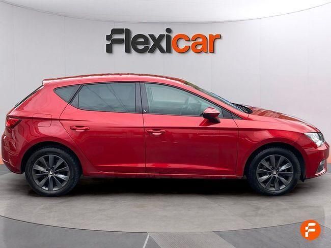 Usado Seat Leon Style 115 CV (84 kW) 2019 Rojo