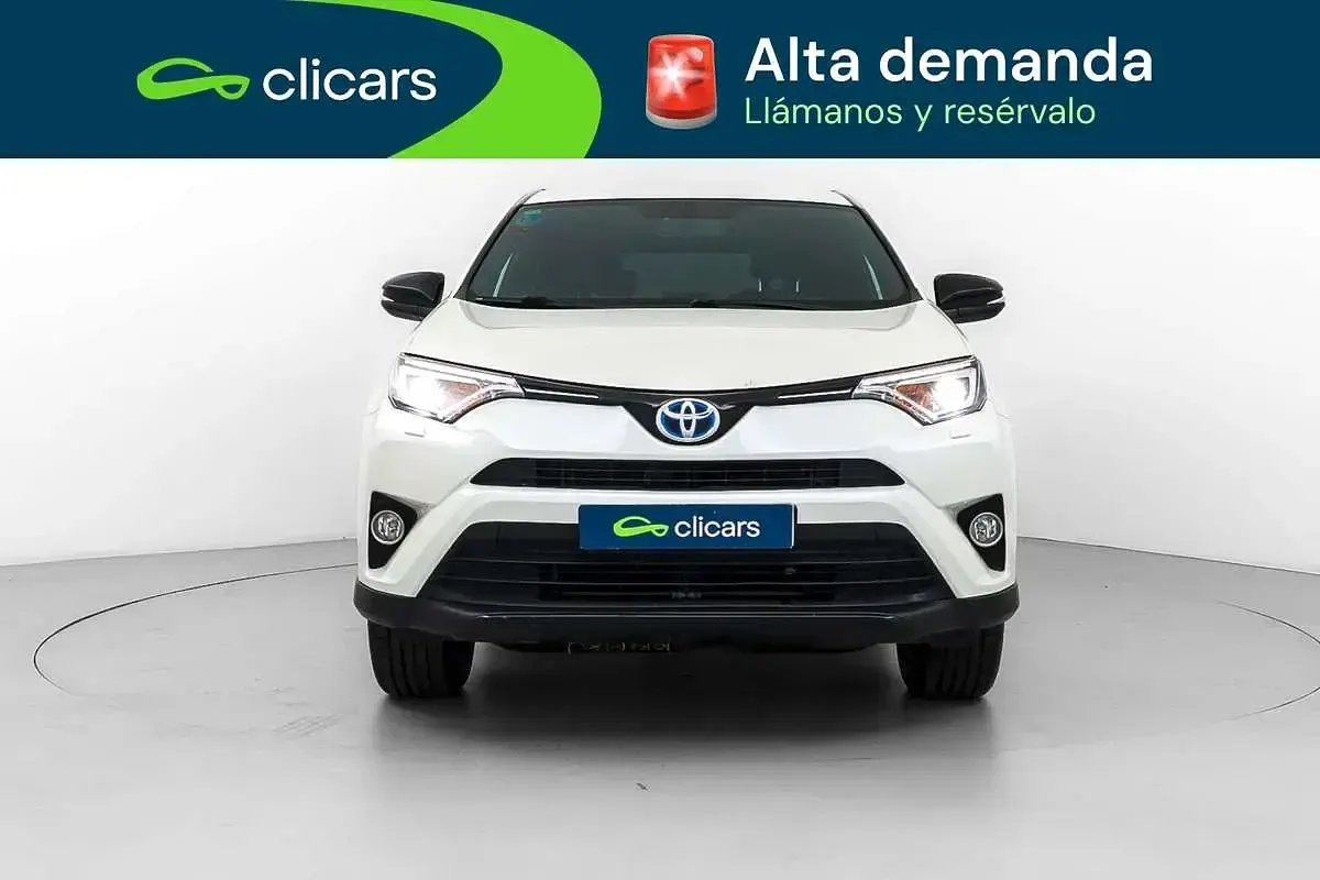 Usado Toyota RAV4 Hybrid Advance 152 CV (111 kW) 2018 Blanco SUV