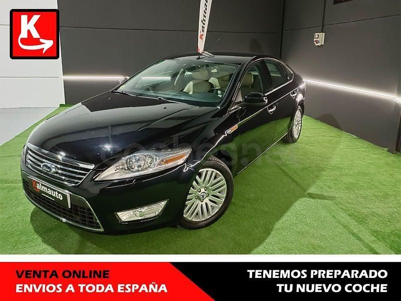 Usado Ford Mondeo Ghia 130 CV (95 kW) 2007 Negro Berlina