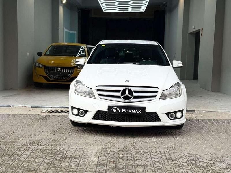 Usado Mercedes C220 Avantgarde 170 CV (125 kW) 2013 Blanco Berlina