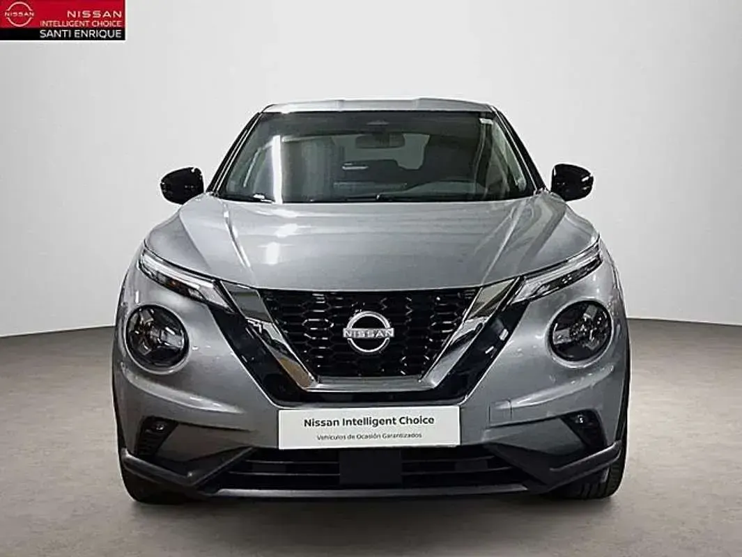 Usado Nissan Juke Acenta 114 CV (83 kW) 2025 Plateado SUV