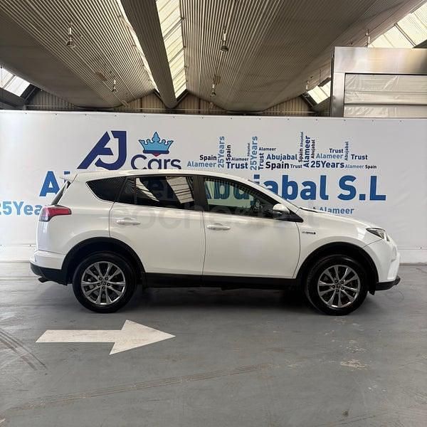 Occasion Toyota RAV4 Hybrid Advance 197 ch (144 kW) 2018 Blanc SUV