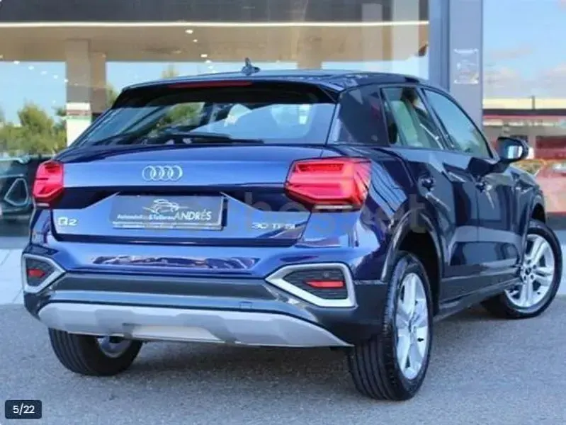 Usado Audi Q2 Advanced Plus 110 CV (80 kW) 2025 Azul SUV