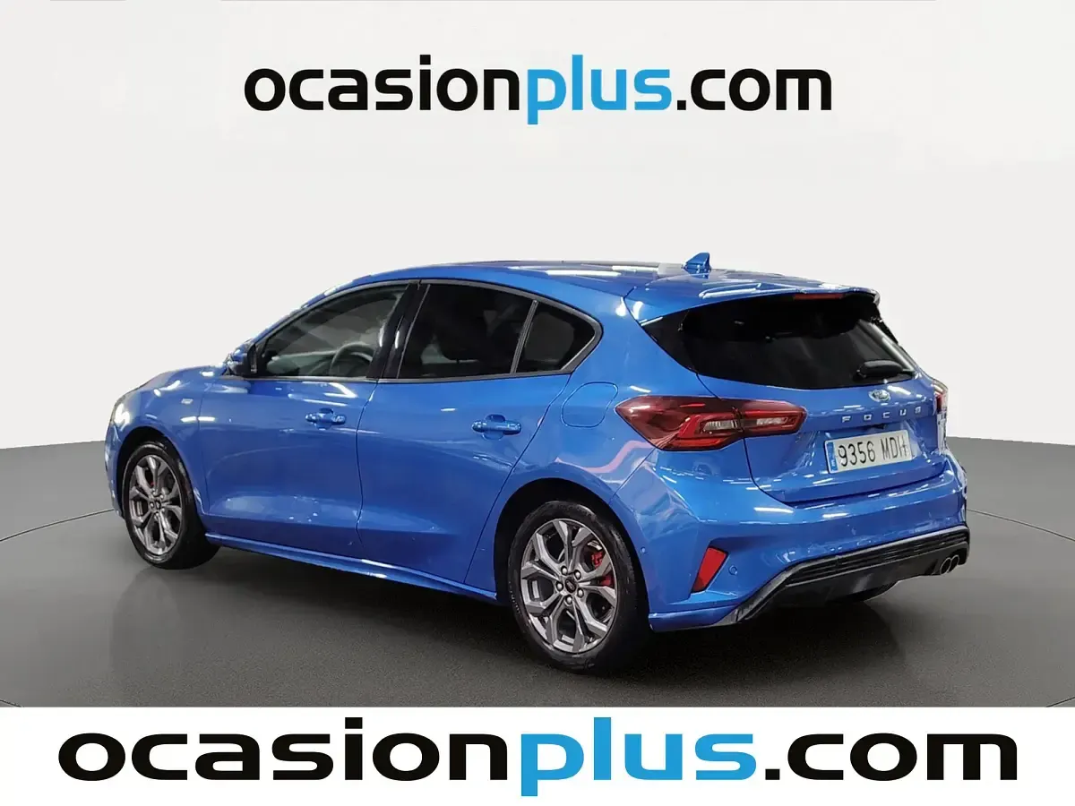 Käytetty Ford Focus ST-Line 125 HP (91 kW) 2023 Sininen Viistoperä