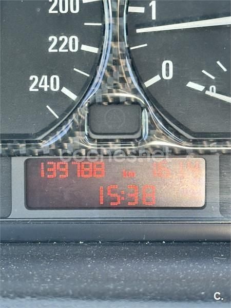 Usado BMW 318 143 CV (105 kW) 2005 Gris / plata Berlina