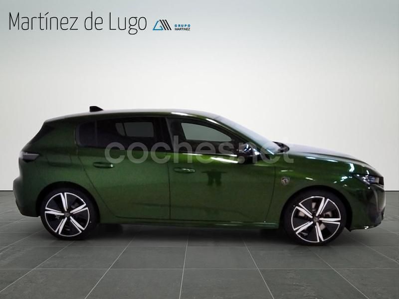 Usado Peugeot 308 GT 225 CV (165 kW) 2021 Verde Berlina