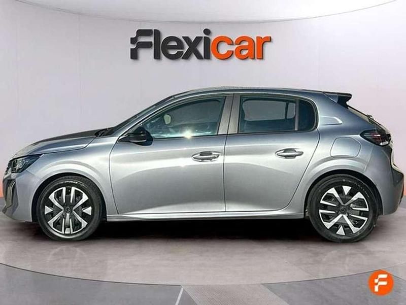 Usado Peugeot 208 Allure 102 CV (75 kW) 2024 Gris Utilitario