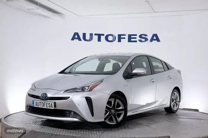 Plateado Usado 2021 Toyota Prius Berlina | 18.350 € - Imagen 1/4