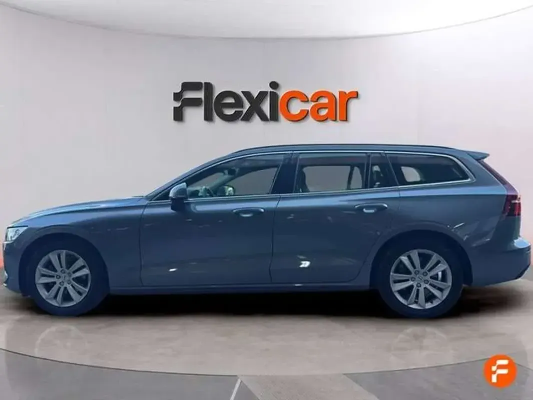 Usado Volvo V60 Momentum 150 CV (110 kW) 2020 Gris Familiar