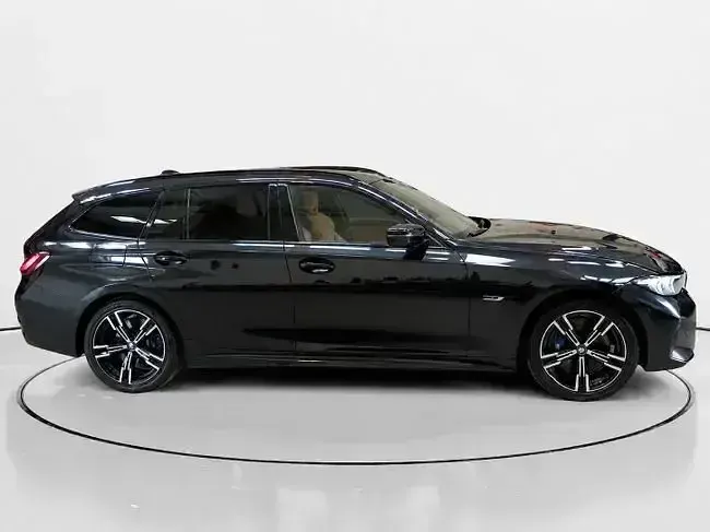 Usado BMW 330e Comfort Edition 292 CV (214 kW) 2022 Negro Familiar