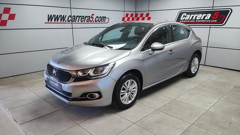 Usado DS Automobiles DS4 100 CV (73 kW) 2017 Gris Berlina