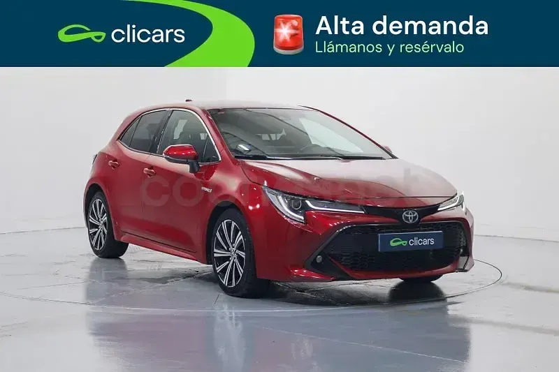 Usado Toyota Corolla Style 180 CV (132 kW) 2021 Rojo Berlina