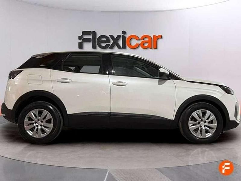 Usado Peugeot 3008 Active 131 CV (96 kW) 2021 Blanco SUV
