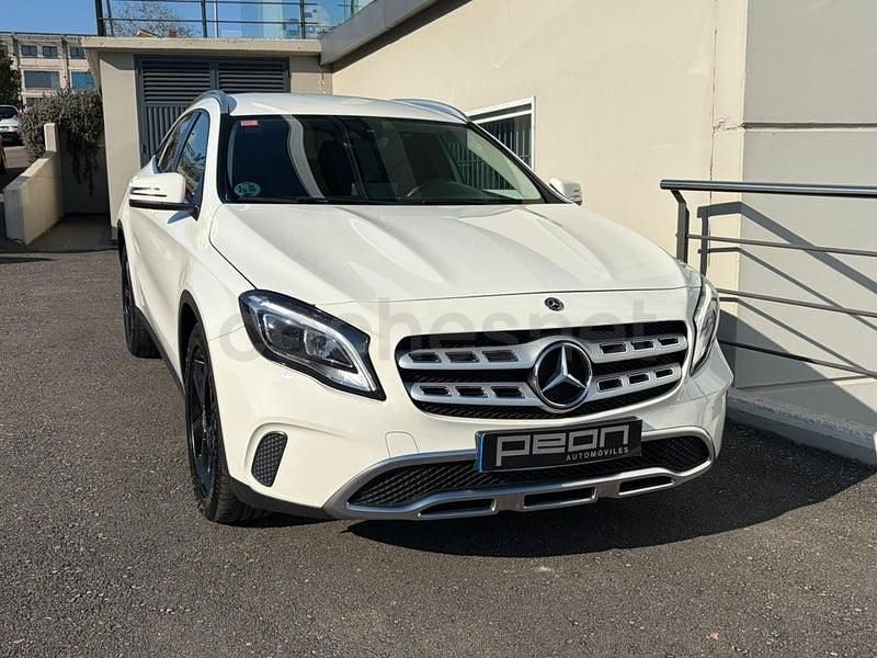 Usado Mercedes GLA200 136 CV (100 kW) 2017 Blanco SUV
