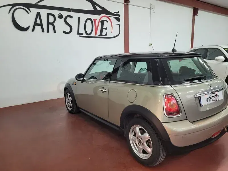 Usado Mini One D 90 CV (66 kW) 2009 Beige Utilitario