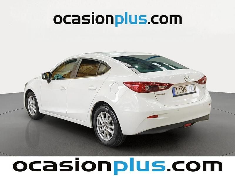 Usado Mazda 3 Style 120 CV (88 kW) 2017 Blanco Berlina
