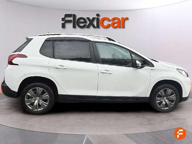 Usado Peugeot 2008 Style 101 CV (74 kW) 2018 Blanco SUV