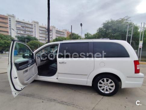 Usado Chrysler Grand Voyager Limited 163 CV (119 kW) 2011 Blanco Monovolumen