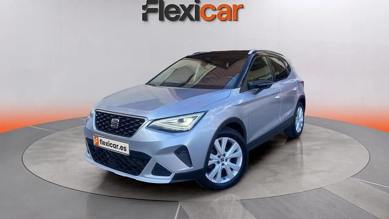 Usado Seat Arona FR 116 CV (85 kW) 2022 Blanco SUV
