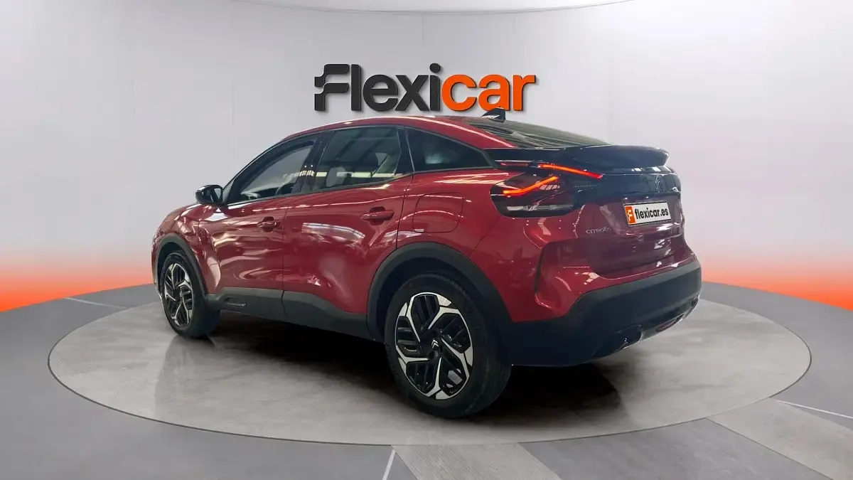 Usado Citroën C4 Feel 131 CV (96 kW) 2023 Rojo SUV