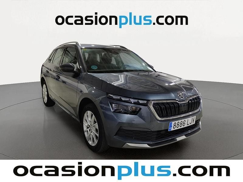 Usado Skoda Kamiq Ambition 116 CV (85 kW) 2020 Gris SUV