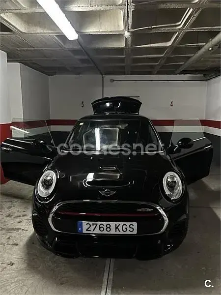 Usado Mini John Cooper Works 231 CV (169 kW) 2018 Negro Utilitario