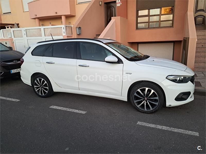 Blanco Usado 2020 Fiat Tipo Lounge Familiar | 9450 € (Precio justo) - Imagen 1/4