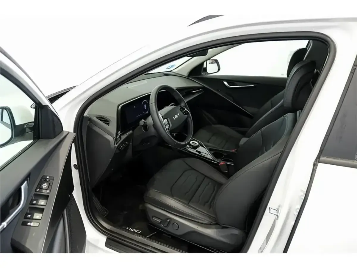 Usado Kia e-Niro 150 kW (204 CV) 2024 Blanco SUV