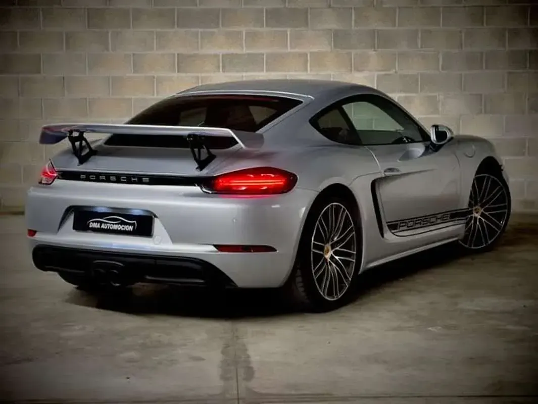 Usado Porsche 718 299 CV (219 kW) 2017 Plateado Coupe