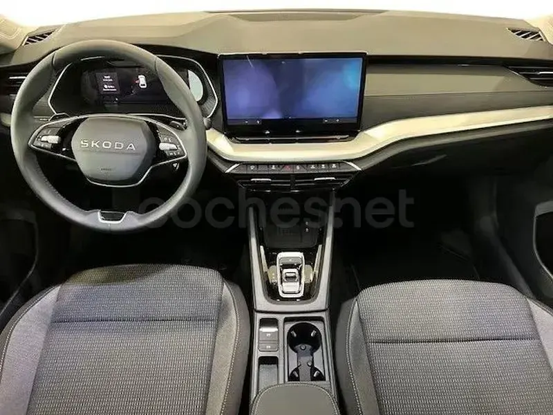 Nuevo Skoda Octavia Selection 150 CV (110 kW) 2026 Blanco Berlina