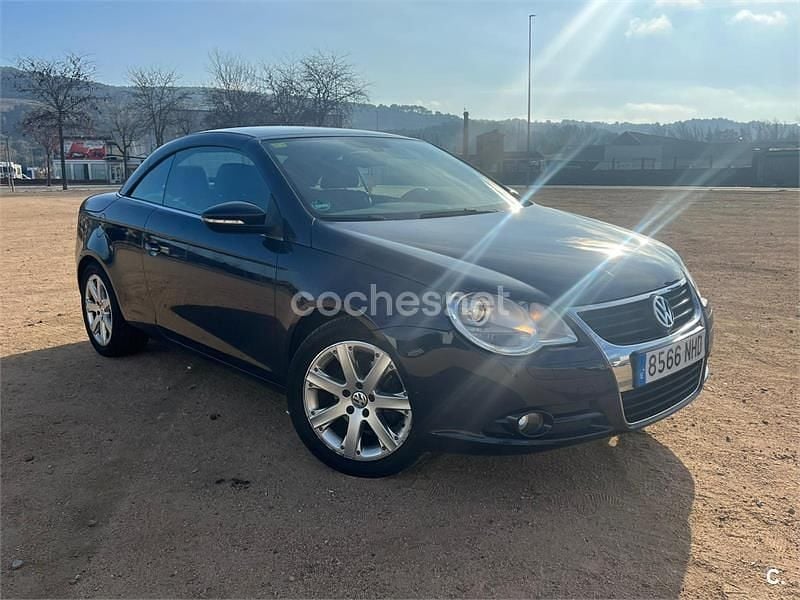 Usado VW Eos 122 CV (89 kW) 2009 Negro Descapotable
