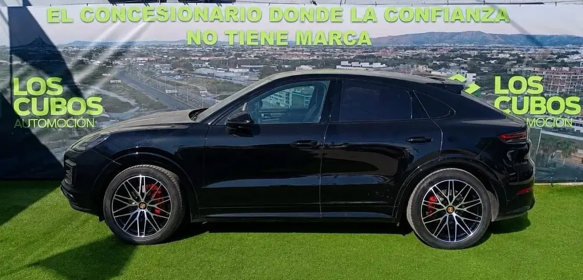 Usado Porsche Cayenne 340 CV (250 kW) 2020 Negro SUV