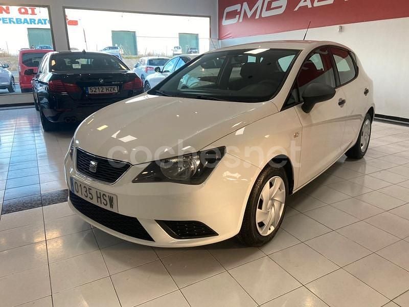 Usado Seat Ibiza Reference 75 CV (55 kW) 2013 Blanco Berlina