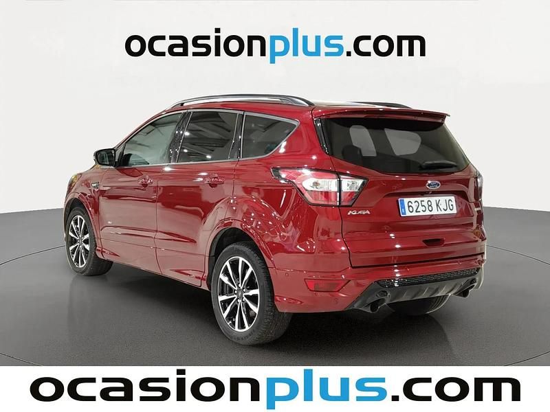 Usado Ford Kuga ST-Line 180 HP (132 kW) 2018 Vermelho SUV