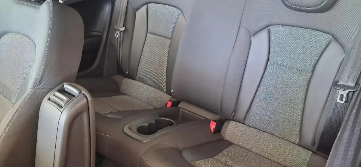 Usado Audi A1 Design 90 CV (66 kW) 2015 Rojo Utilitario