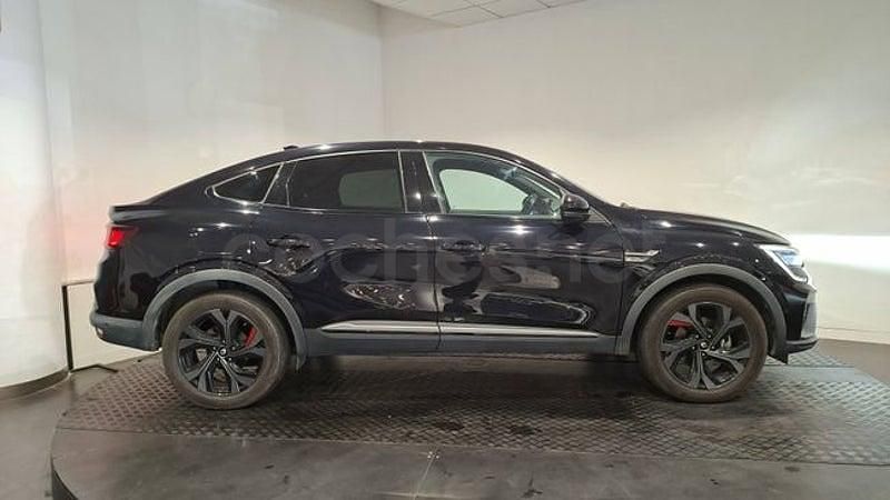 Usado Renault Arkana RS Line 145 CV (106 kW) 2022 Negro SUV
