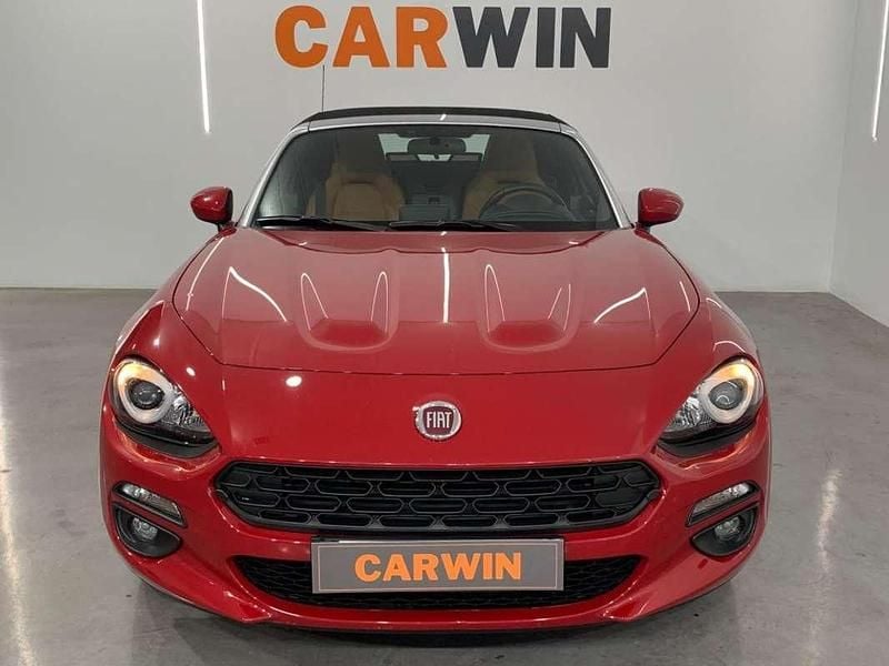Usado Fiat 124 Spider Lusso 140 CV (102 kW) 2017 Rojo Descapotable