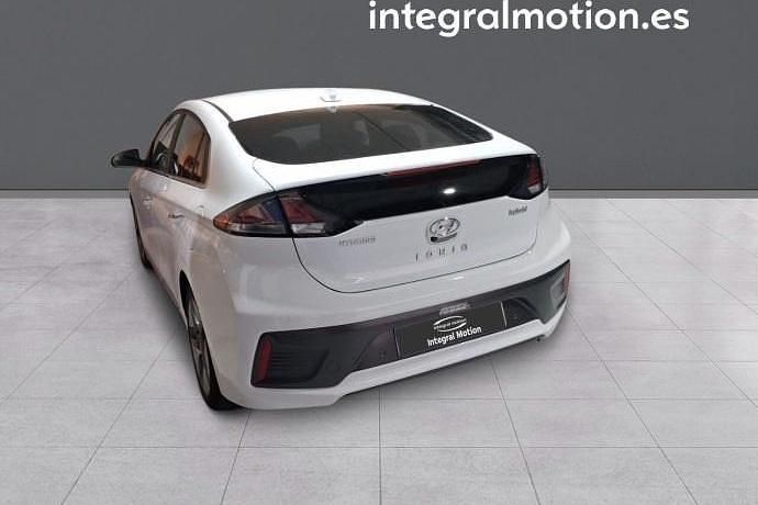 Usado Hyundai Ioniq 141 CV (103 kW) 2022 Utilitario