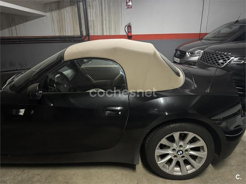 Usado BMW Z4 150 CV (110 kW) 2006 Negro Descapotable