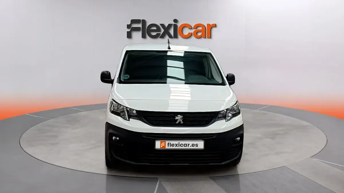 Usado Peugeot Partner 101 CV (74 kW) 2019 Blanco Monovolumen
