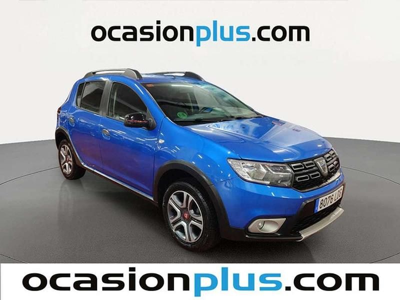 Usado Dacia Sandero 95 CV (69 kW) 2019 Azul Utilitario