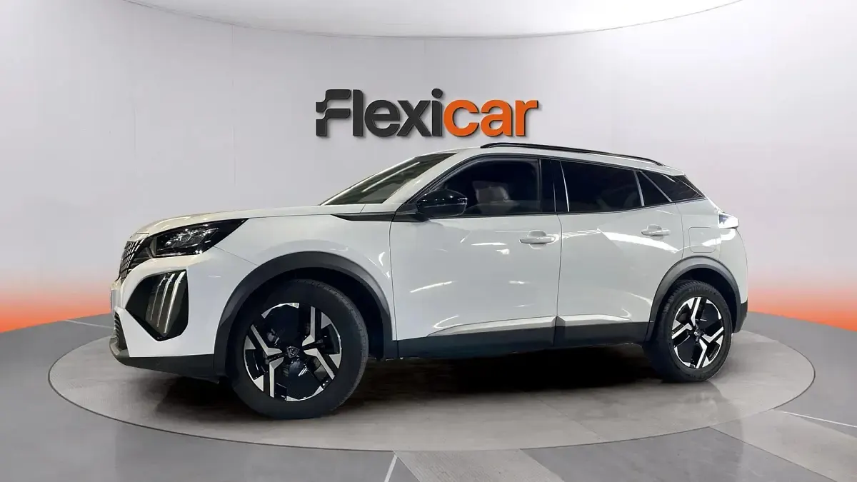 Usado Peugeot 2008 Allure 131 CV (96 kW) 2024 Blanco SUV